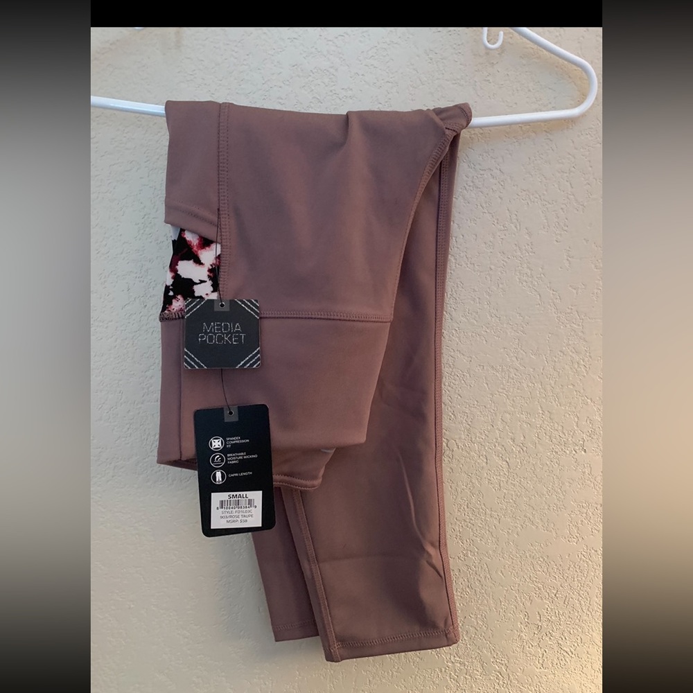 Fabletics Rose/Taupe leggings
